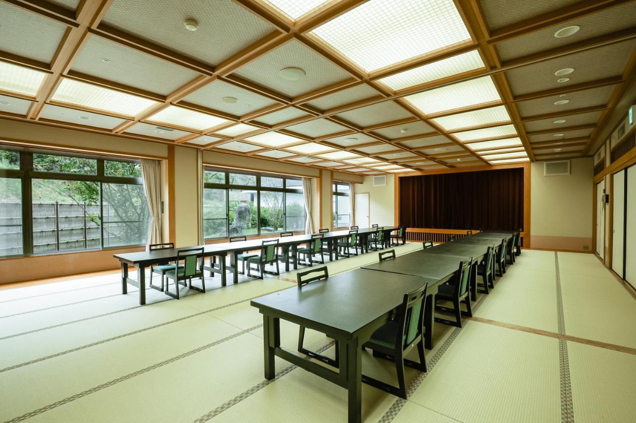 旅館 亀の井ホテル 観音寺 Kanonji